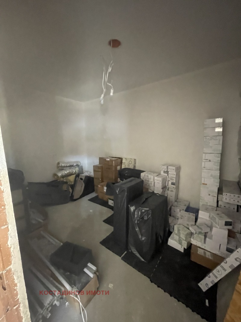Do wynajęcia  Sklep Plowdiw , Christo Smirnenski , 120 mkw | 66504278 - obraz [9]