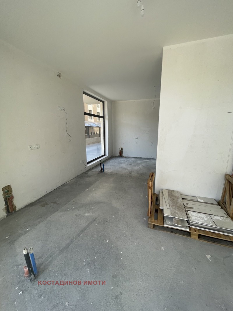 Do wynajęcia  Sklep Plowdiw , Christo Smirnenski , 120 mkw | 66504278 - obraz [2]