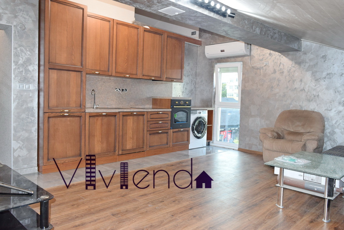 Дава под наем 2-СТАЕН, гр. София, Левски В