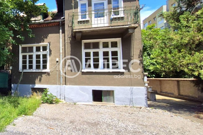 Дава под Наем ОФИС в град София, Белите брези - 270 кв.м / 2 100 € » 4 107.24 лв., АДРЕС НЕДВИЖИМИ ИМОТИ