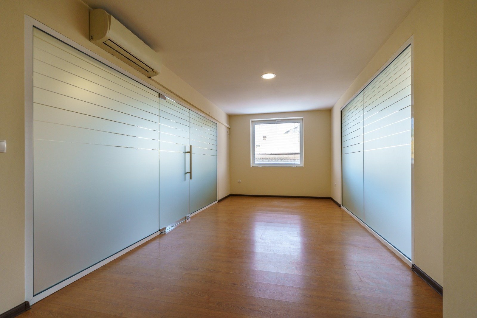 Дава под Наем ОФИС | Imot.bg — изображение 2