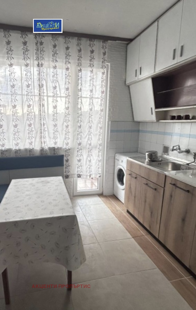 K pronájmu  3 ložnice Veliko Tarnovo , Centar , 120 m2 | 92122339 - obraz [9]