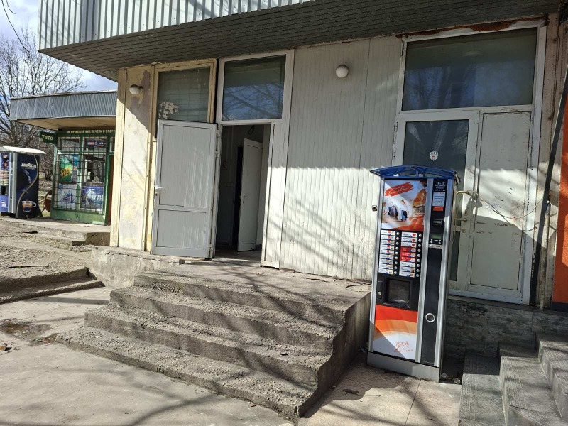 Дава под Наем ПРОМ. ПОМЕЩЕНИЕ в град Плевен, Дружба 4 - 100 кв.м / 600 € » 1 173.50 лв., Market4Homes