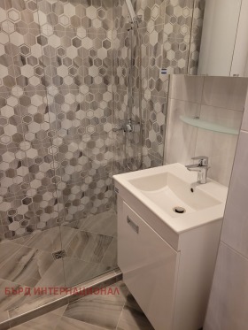 1 quarto Darvenica, Sofia 9