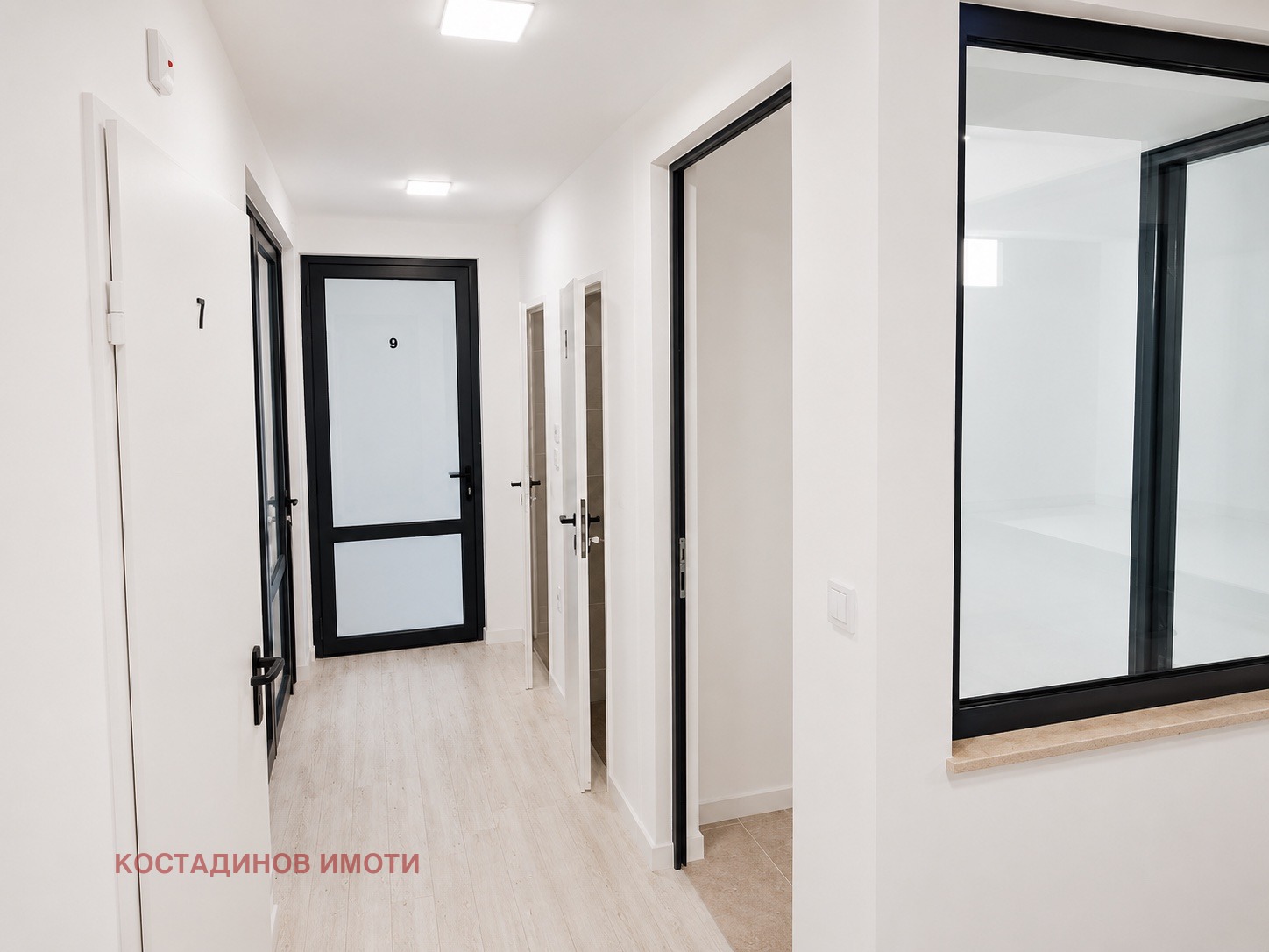 Дава под наем ОФИС, гр. Пловдив, Център, снимка 8 - Офиси - 54677097