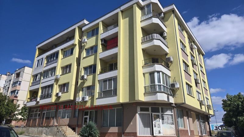 Дава под Наем МАГАЗИН в град Стара Загора, Железник - център - 100 кв.м / 510 € » 997.47 лв., ИМОТИ МЕРДЖАНОВА