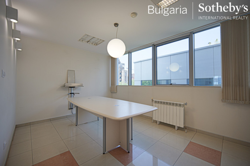 Para alugar  Escritório Sofia , Manastirski livadi , 171 m² | 49568570 - imagem [11]