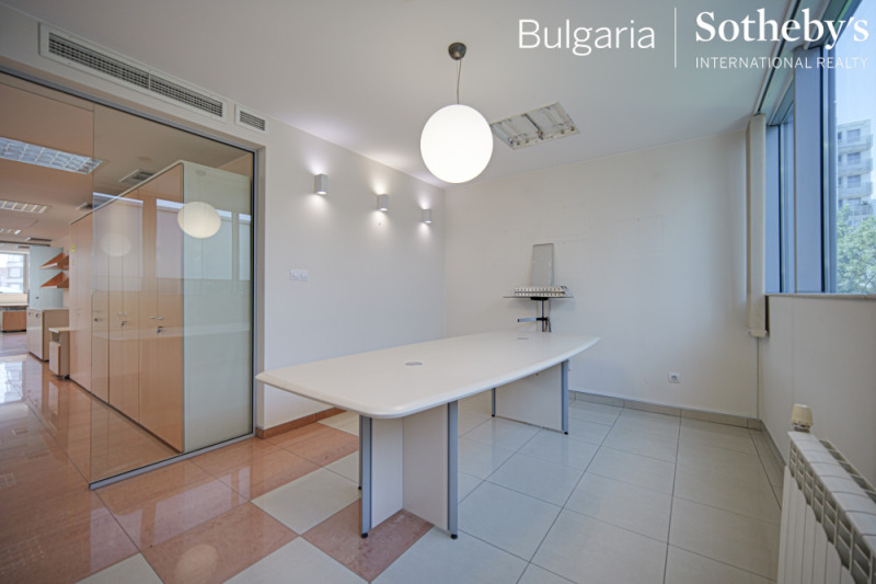 Para alugar  Escritório Sofia , Manastirski livadi , 171 m² | 49568570 - imagem [13]