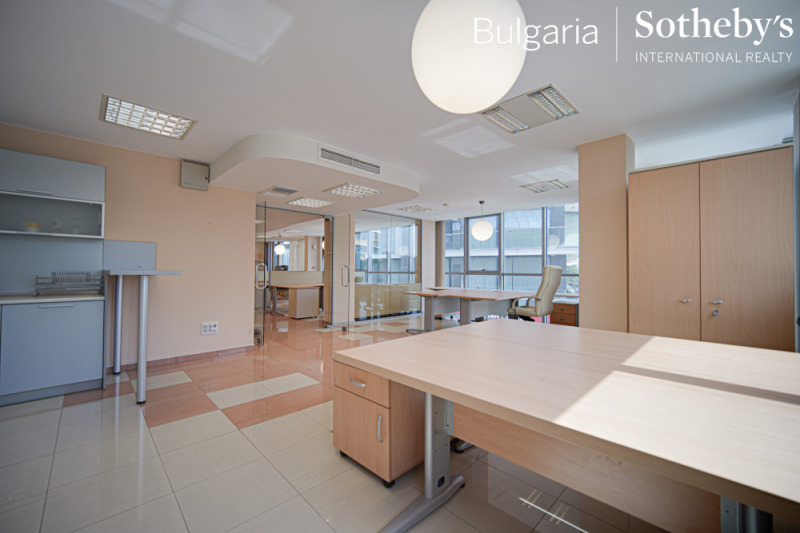 K pronájmu  Kancelář Sofia , Manastirski livadi , 171 m2 | 49568570 - obraz [3]