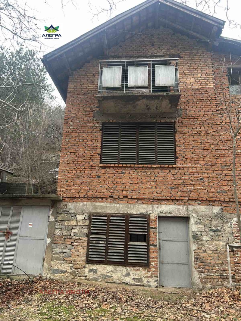 Дава под наем КЪЩА, с. Варвара, област Пазарджик