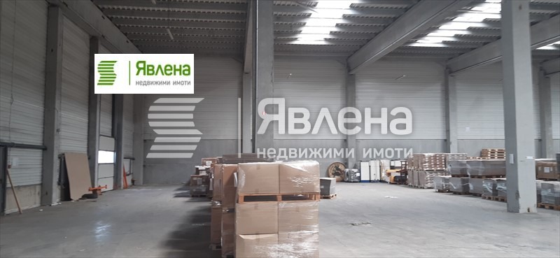 Дава под наем  Пром. помещение област Пловдив , с. Радиново , 2000 кв.м | 21203967