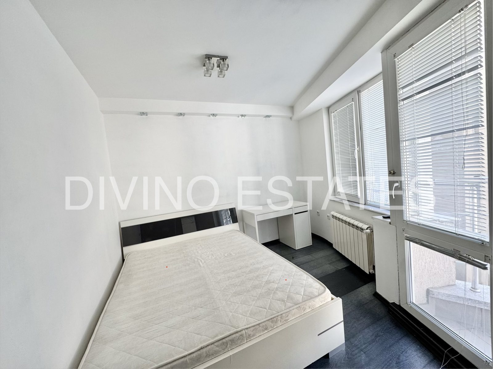 Дава под наем 2-СТАЕН, гр. София, Център, снимка 4 - Апартаменти - 53797076