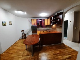 1 dormitor Ciataldja, Varna 4