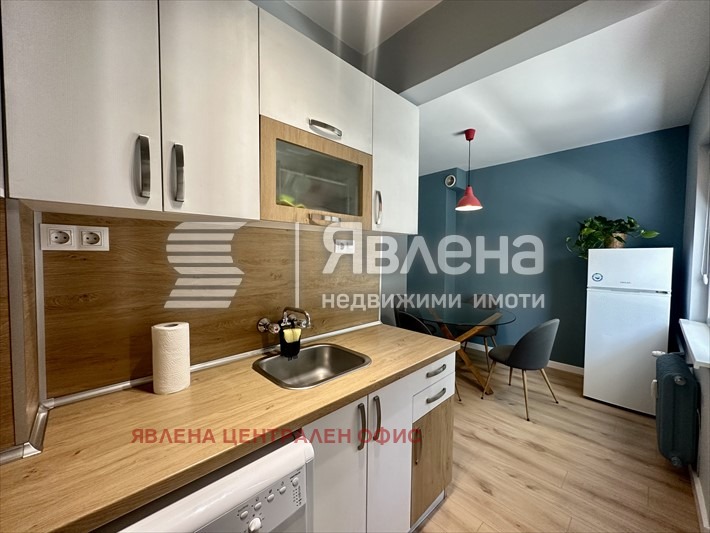Дава под наем 3-СТАЕН, гр. София, Лозенец, снимка 2 - Апартаменти - 56302657