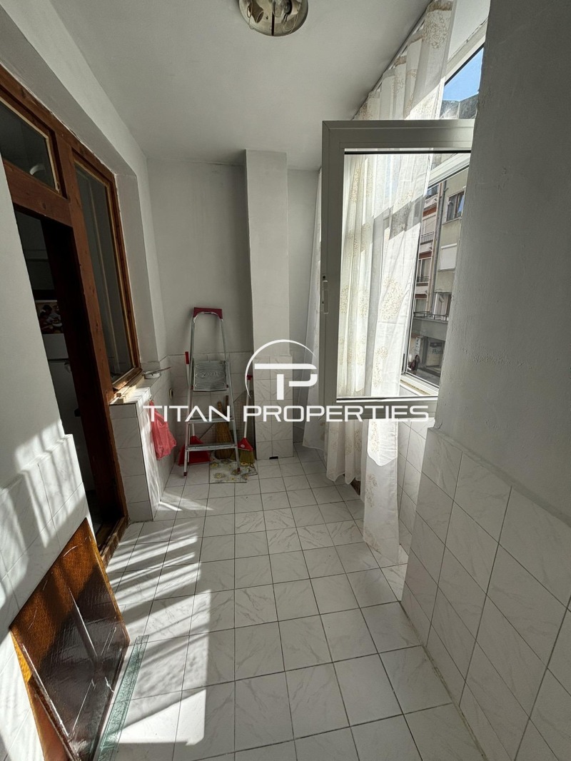 K pronájmu  2 ložnice Burgas , Centar , 98 m2 | 69243115 - obraz [15]