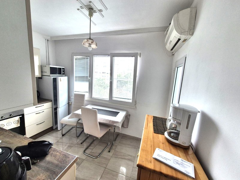 Do wynajęcia  1 sypialnia Sofia , Mladost 1A , 71 mkw | 50751847 - obraz [3]