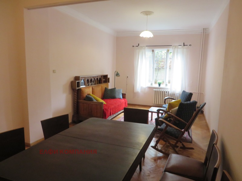 Издаје се  1 спаваћа соба Софија , Центар , 80 м2 | 76554938 - слика [3]