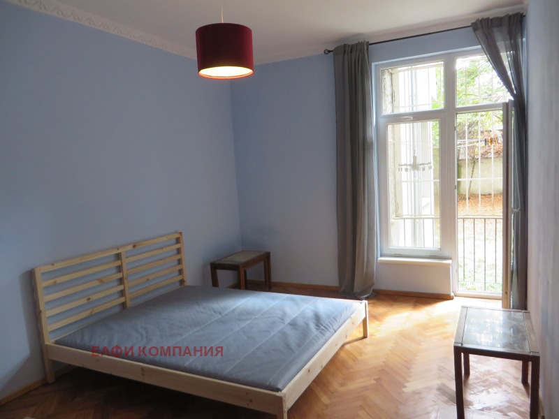 Издаје се  1 спаваћа соба Софија , Центар , 80 м2 | 76554938 - слика [7]