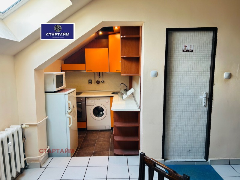 Дава под наем АТЕЛИЕ, ТАВАН, гр. София, Лозенец, снимка 4 - Апартаменти - 52808480