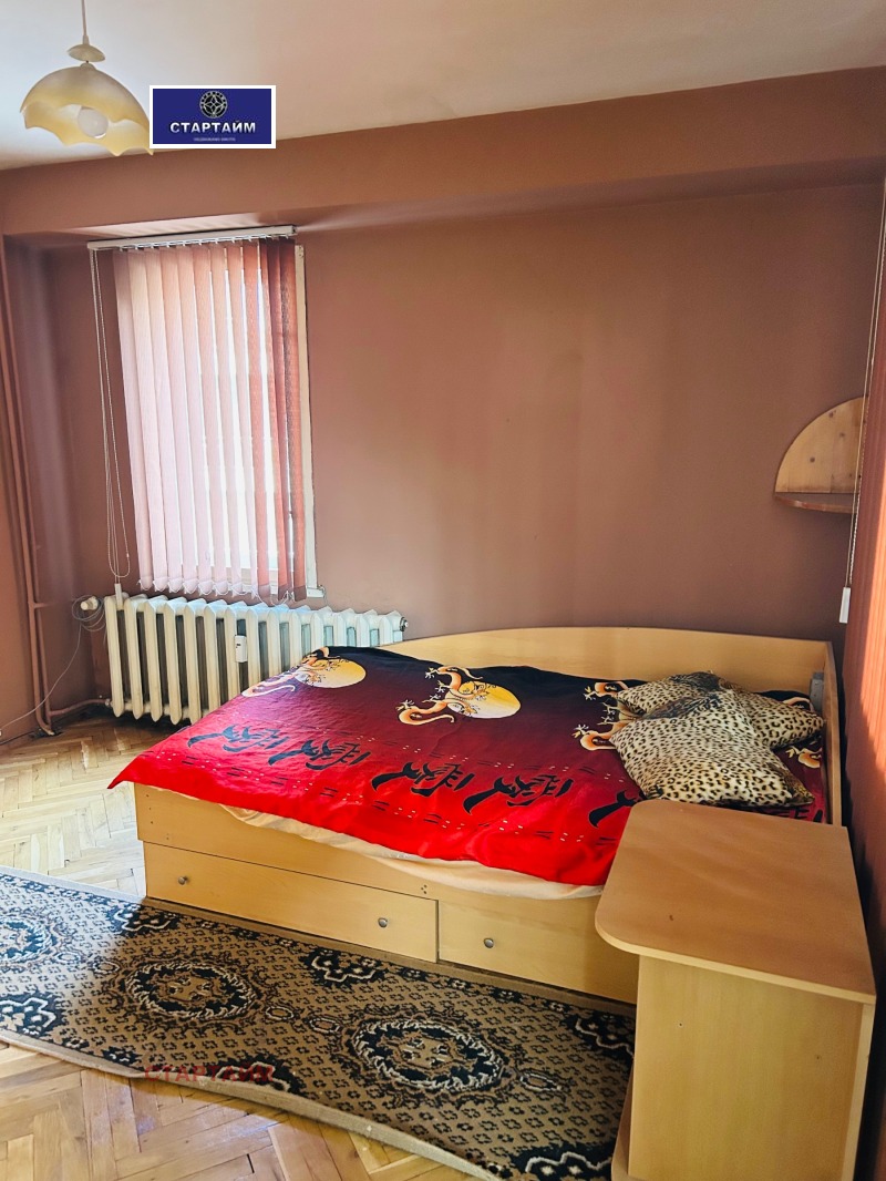 Дава под наем АТЕЛИЕ, ТАВАН, гр. София, Лозенец, снимка 17 - Апартаменти - 52808480