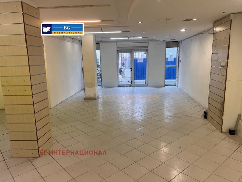 Te huur  Winkel Burgas , Tsentar , 150 m² | 66324447