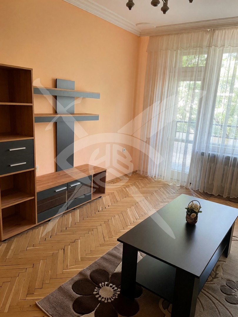 Дава под наем 3-СТАЕН, гр. София, Света Троица, снимка 2 - Апартаменти - 55400395