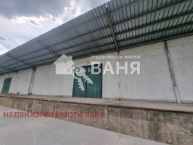 Промишлени помещения под наем в област Пловдив, гр. Карлово - изображение 3 
