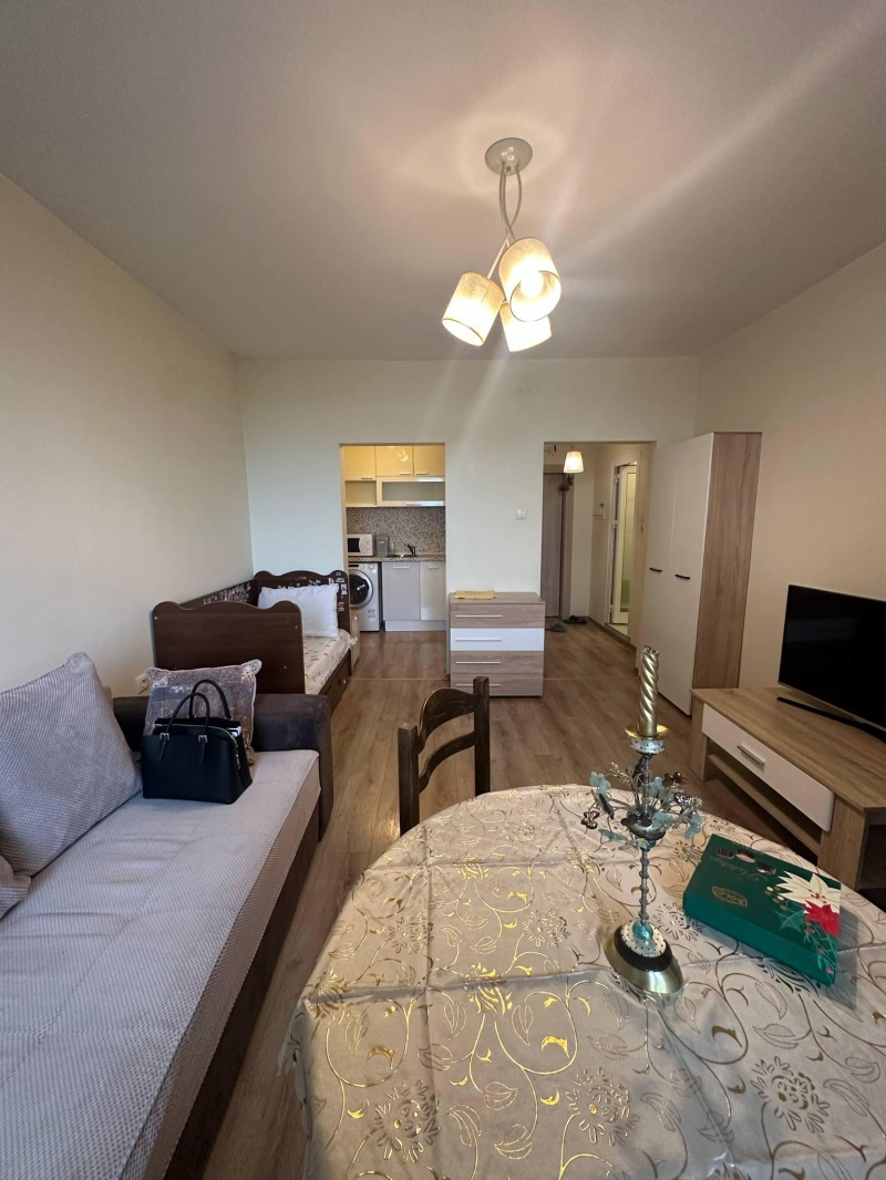Zu vermieten  Studio Sofia , Mladost 2 , 35 qm | 32833921 - Bild [2]