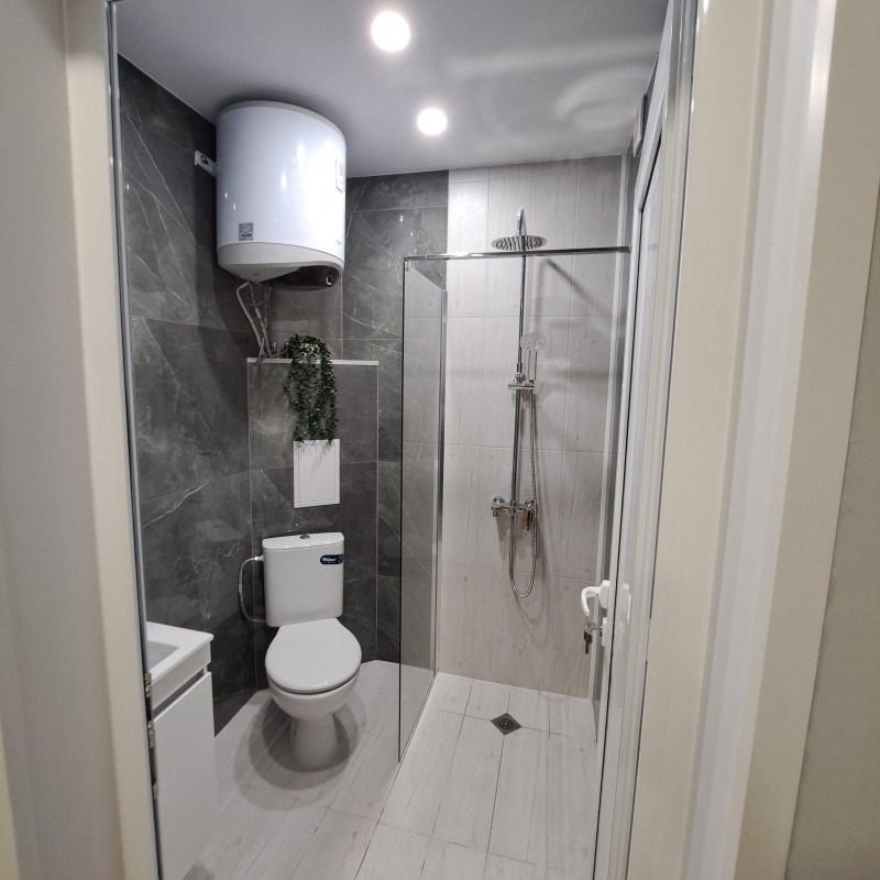 En renta  1 dormitorio Plovdiv , Jristo Smirnenski , 79 metros cuadrados | 32825673 - imagen [9]