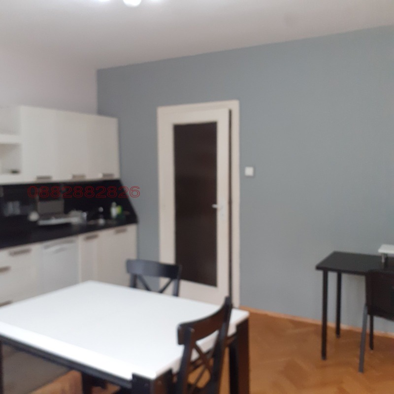 A louer  1 chambre Sofia , Tolstoi , 68 m² | 78393260 - image [2]