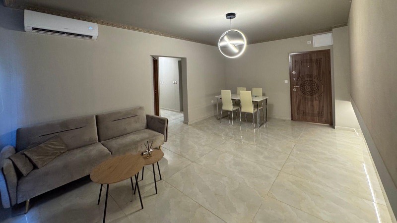 De inchiriat  1 dormitor Sofia , Sveta Troița , 58 mp | 84862492