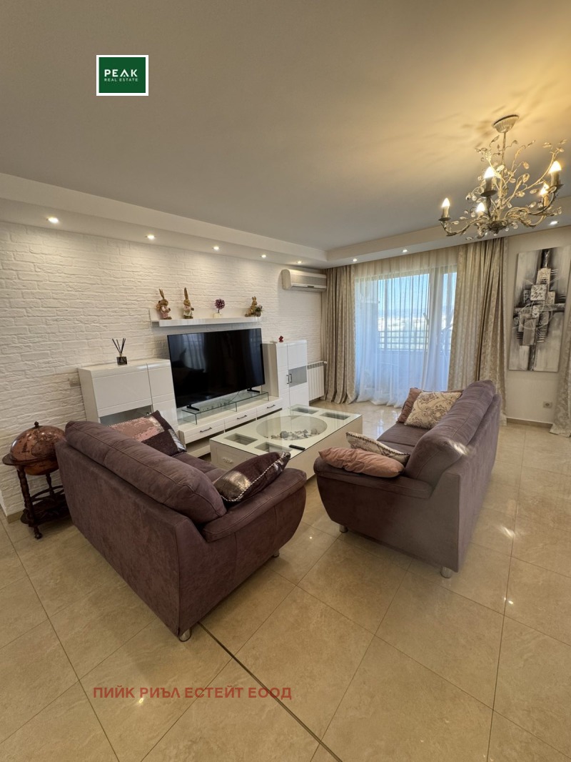 Para alugar  2 quartos Sofia , Studentski grad , 146 m² | 18733982
