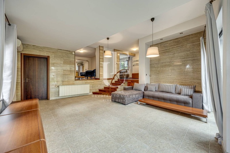 Kiadó  Ház Sofia , Malinova dolina , 310 négyzetméter | 91305209
