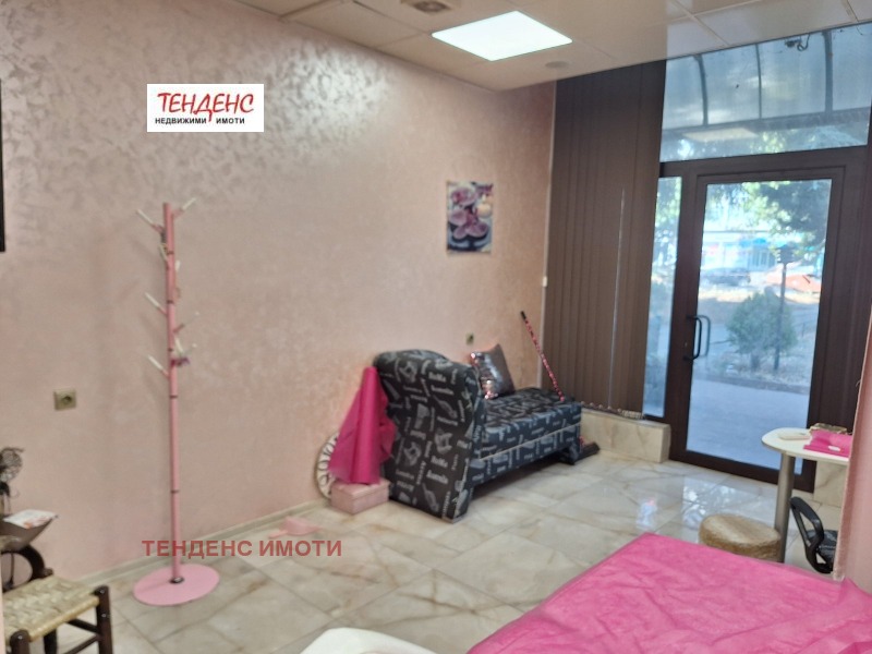 En renta  Comercio Kardzhali , Tsentar , 30 metros cuadrados | 15732658 - imagen [3]