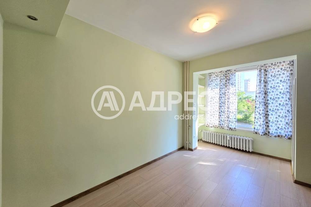 Дава под наем 3-СТАЕН, гр. София, Иван Вазов, снимка 11 - Апартаменти - 56130822