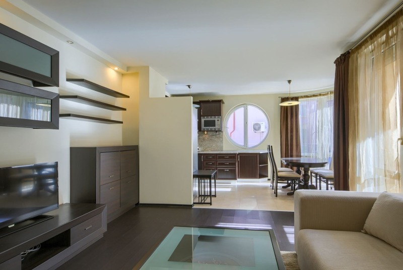 Дава под Наем 3-СТАЕН в град София, Манастирски ливади - 100 кв.м / 1 000 € » 1 955.83 лв., ЧАКАЛСКИ ООД