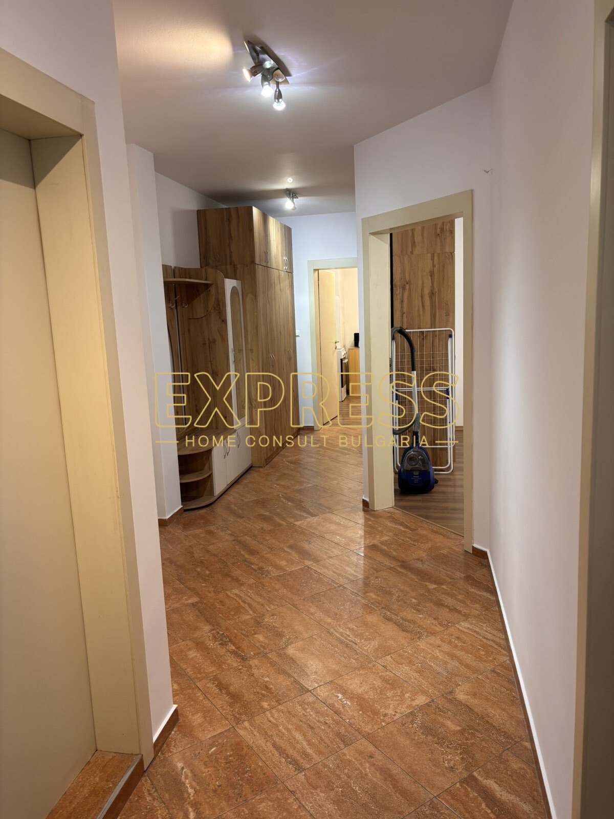 Дава под наем 4-СТАЕН, гр. София, Стрелбище, снимка 12 - Апартаменти - 55989948