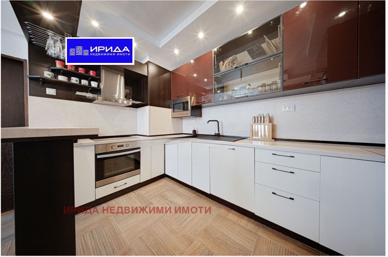 Дава под наем 3-СТАЕН, гр. София, Център, снимка 2 - Апартаменти - 52403686