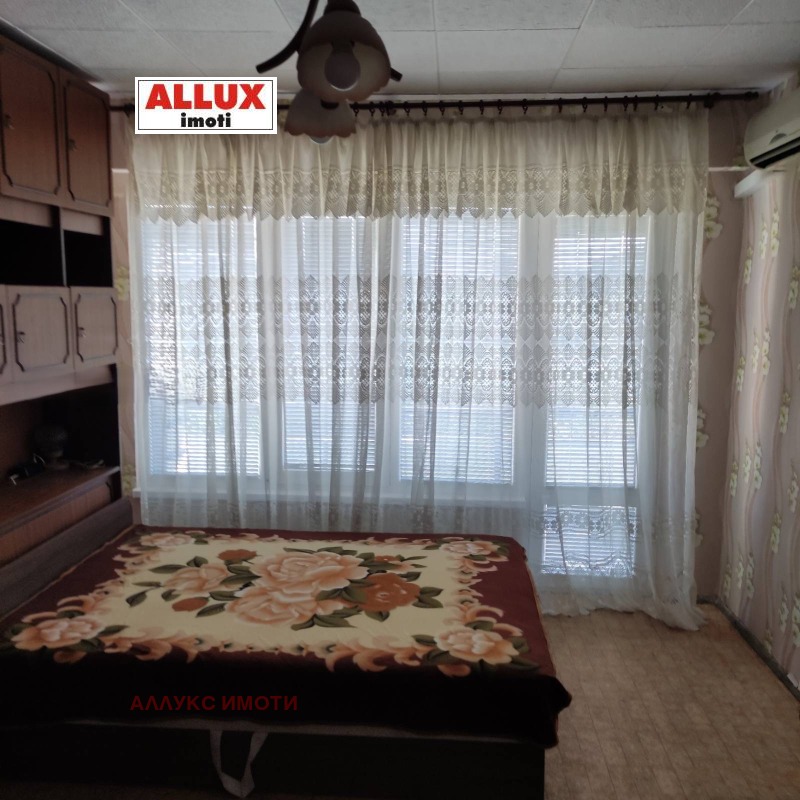 Da affittare  Studio Ruse , Zdravets , 40 mq | 15557049 - Immagine [3]