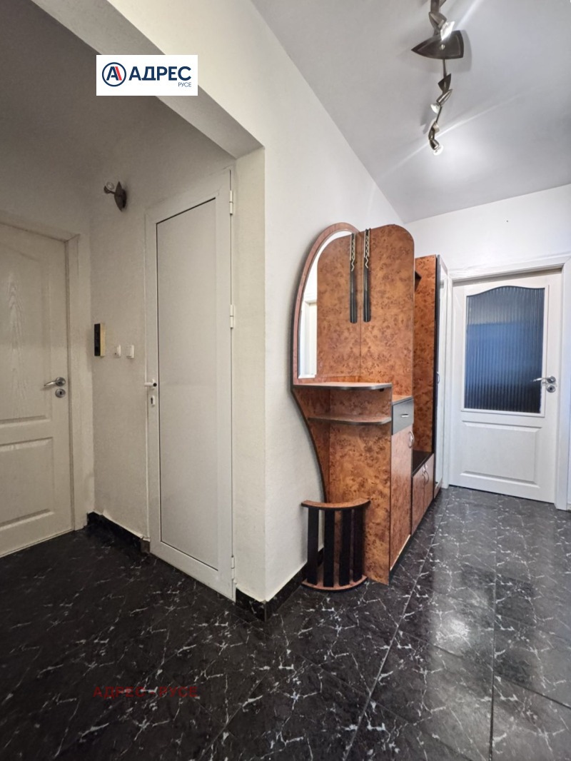 Дава под наем 4-СТАЕН, гр. Русе, Родина 1, снимка 11 - Апартаменти - 52552069