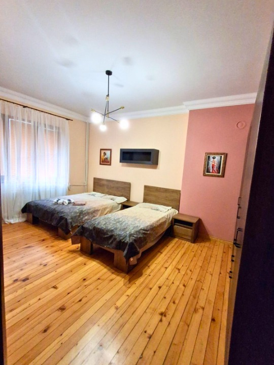 Дава под наем МНОГОСТАЕН, гр. София, Център, снимка 8 - Апартаменти - 54203834