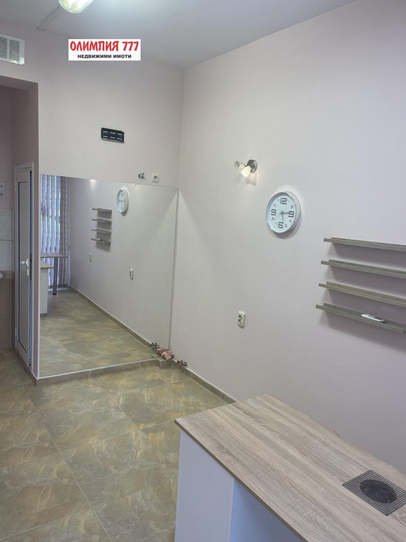 Дава под наем ОФИС, гр. Плевен, Идеален център, снимка 2 - Офиси - 53516430