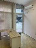 Дава под наем ОФИС, гр. Плевен, Идеален център, снимка 1