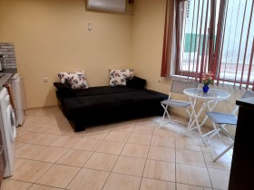 Studio Centar, Varna 4