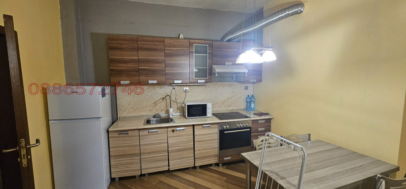 Дава под наем 2-СТАЕН, гр. Плевен, Идеален център, снимка 4 - Апартаменти - 52755057