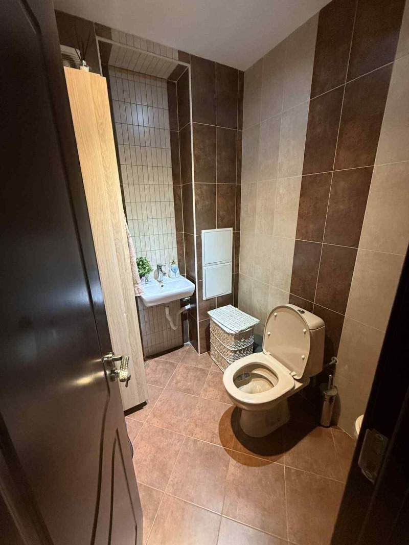 Kiadó  Hivatal Sofia , Goce Delcsev , 48 négyzetméter | 91881780 - kép [6]