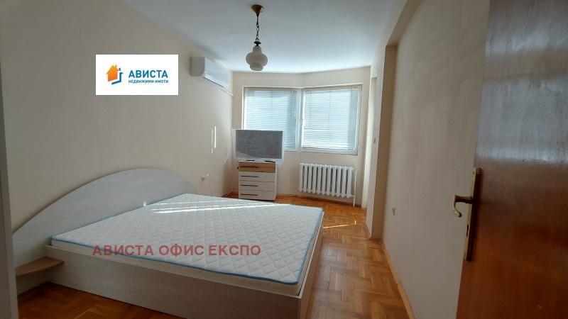 Дава под наем 3-СТАЕН, гр. София, Хладилника, снимка 5 - Апартаменти - 52835809