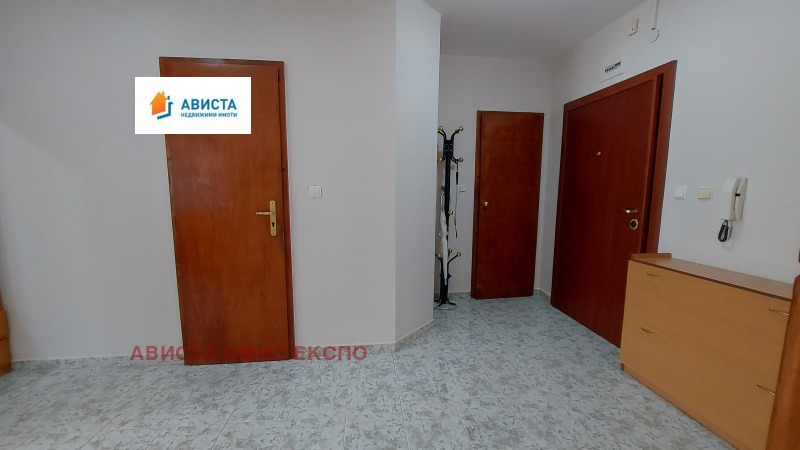 Дава под наем 3-СТАЕН, гр. София, Хладилника, снимка 11 - Апартаменти - 52835809