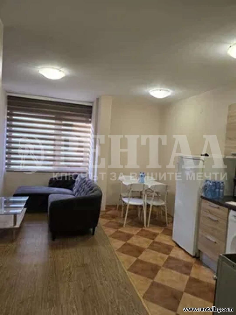 Дава под наем 3-СТАЕН, гр. Пловдив, Център, снимка 7 - Апартаменти - 53507612