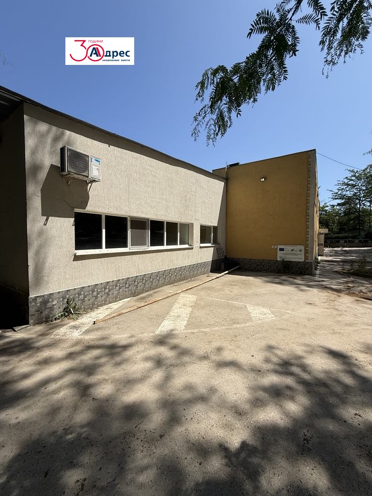 В аренду  Гостиница Добрич , Промишлена зона - Север , 4495 кв.м | 80214297 - изображение [2]
